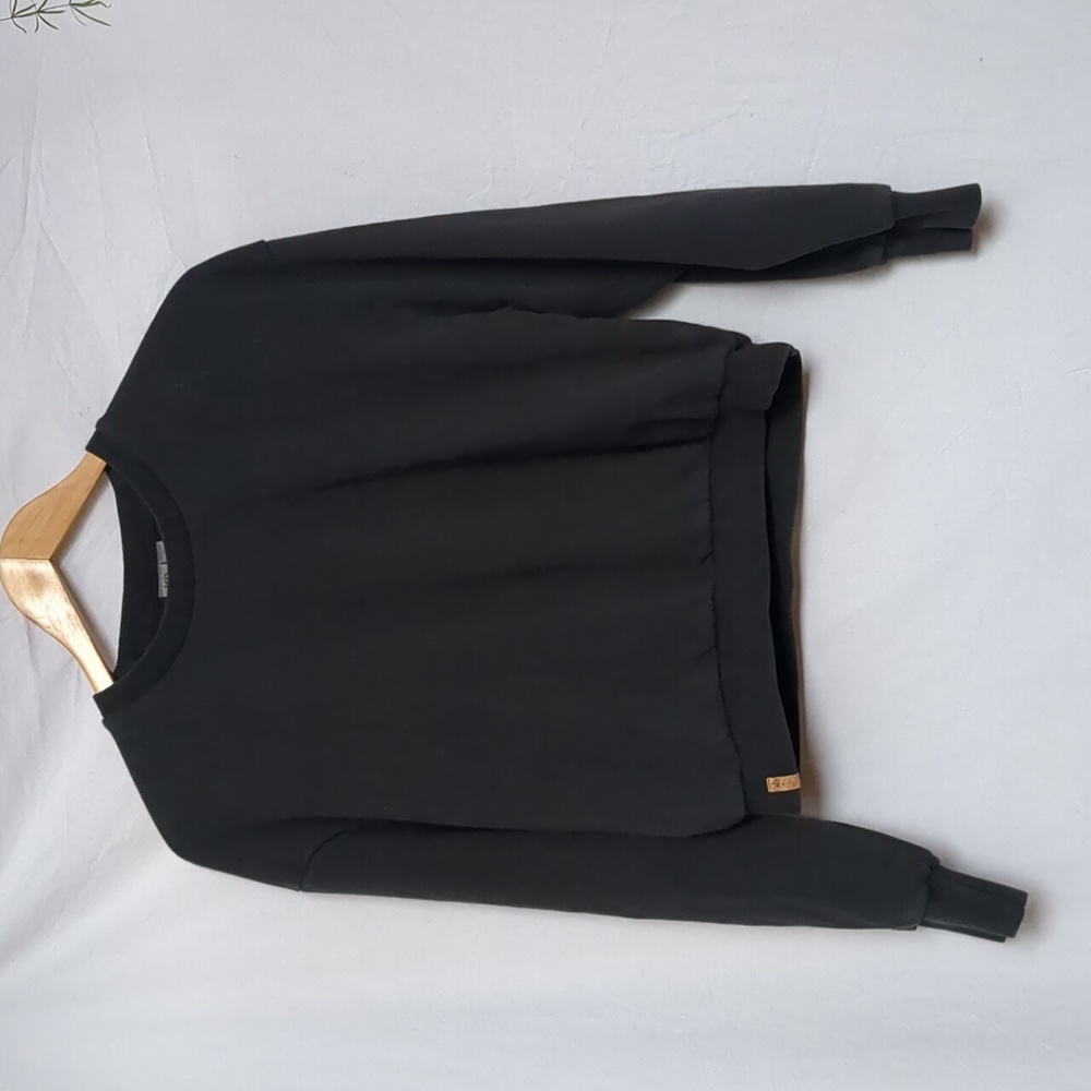 Ten tree sweatshirt cropped soft black small